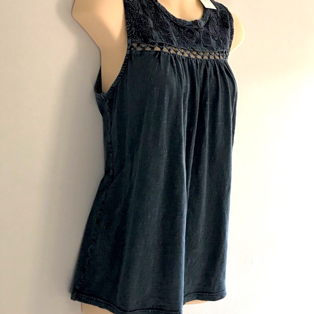 NWT Lucky Brand Navy top embroidered neckline S